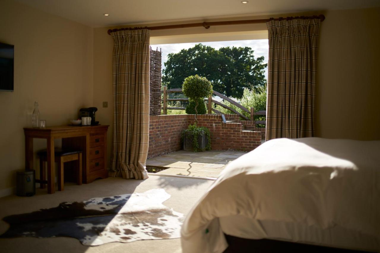 The Three Chimneys Country Pub Hotel Biddenden Екстериор снимка